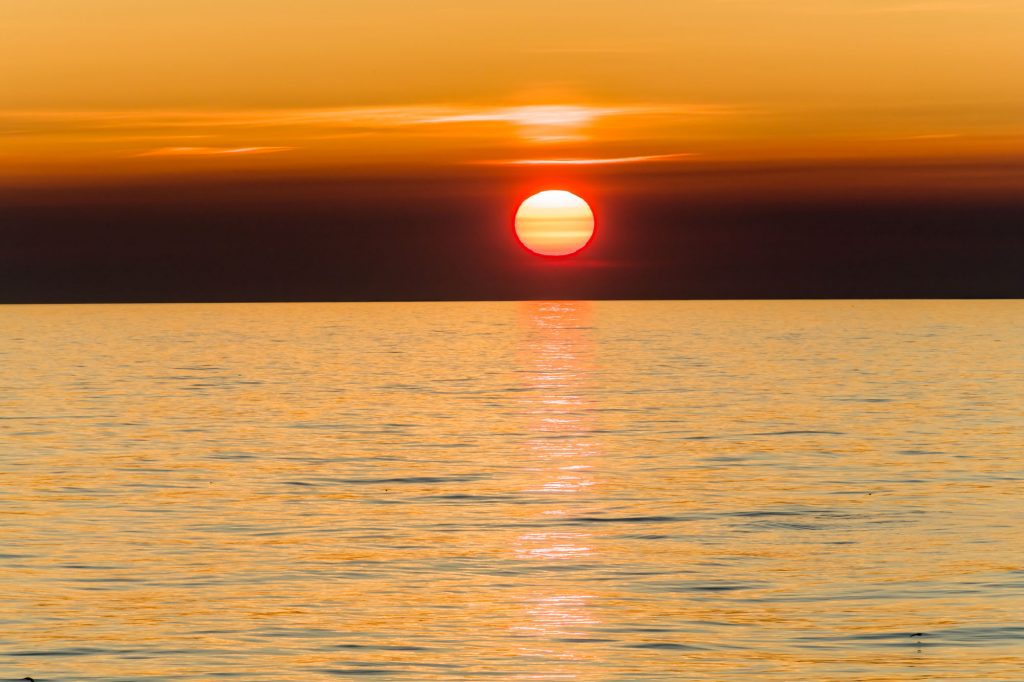 Sonnenuntergang in der Dänemarkstrasse