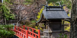 Auf dem Mount Koya Auf dem Mount Koya