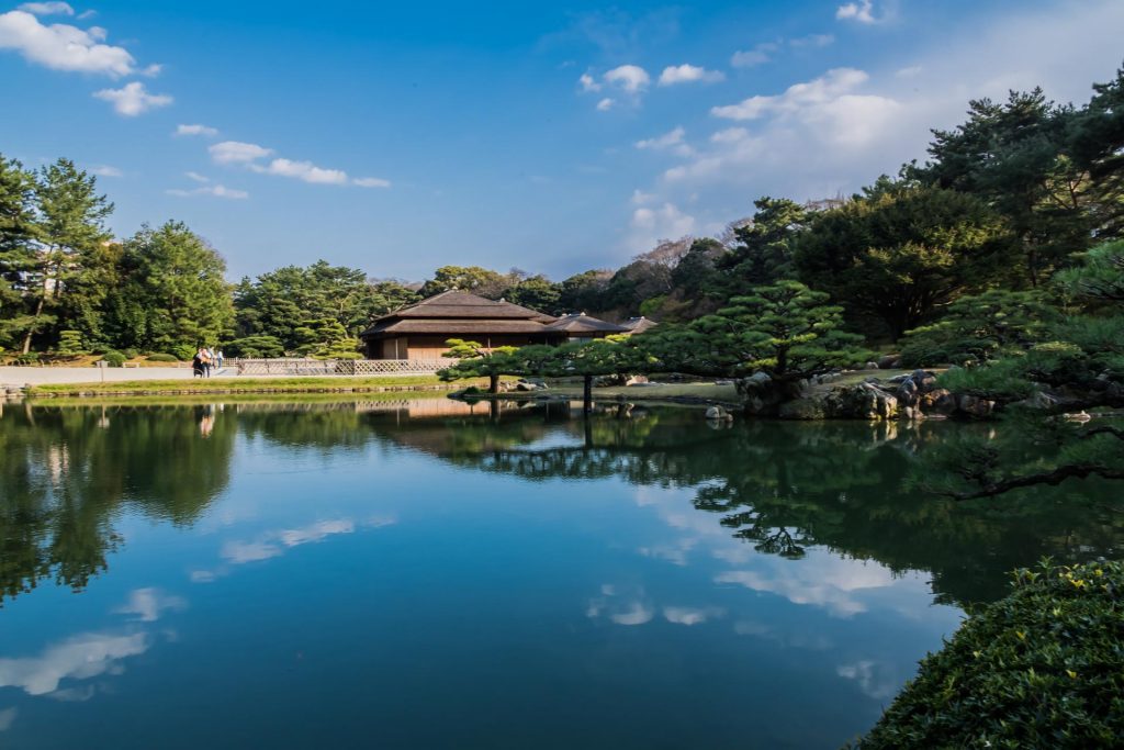 Teich im Ritsurin Park auf Shikoku