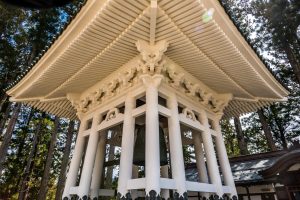 Auf dem Mount Koya Glockenpavillion im Danjōgaran Mount Koya