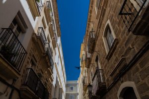 Cadiz, die alte Stadt am Atlantik Gasse in der Altstadt von Cadiz