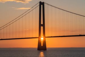 Sonnenuntergang an der Öresundbrücke