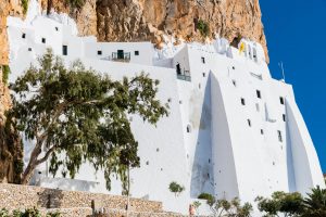 Felsenkloster Hozoviotissa auf Amorgos