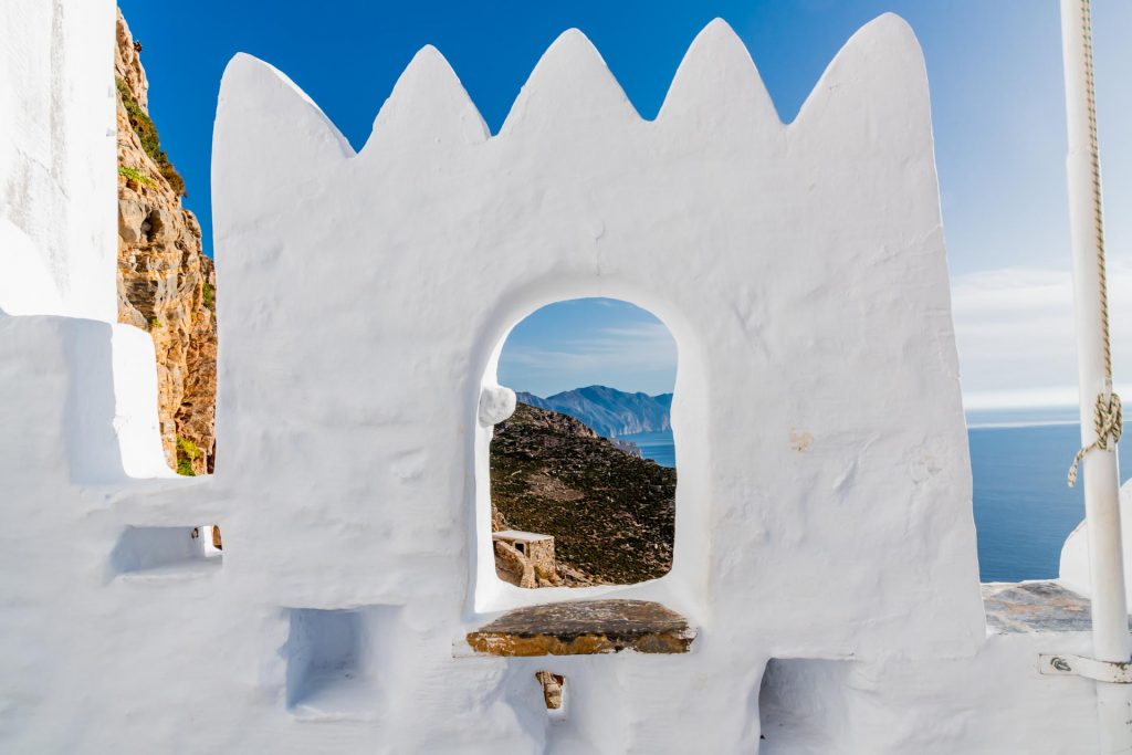 Kloster Chozoviotissa auf der Insel Amorgos Terrasse im Kloster Chozoviotissa