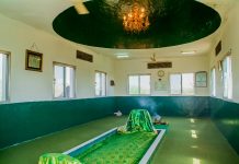 Hiobs Grab (Nabi Ayub) bei Salalah/Oman – Grab des Propheten Hiobs Grab (Nabi Ayub) nahe Salalah im Oman