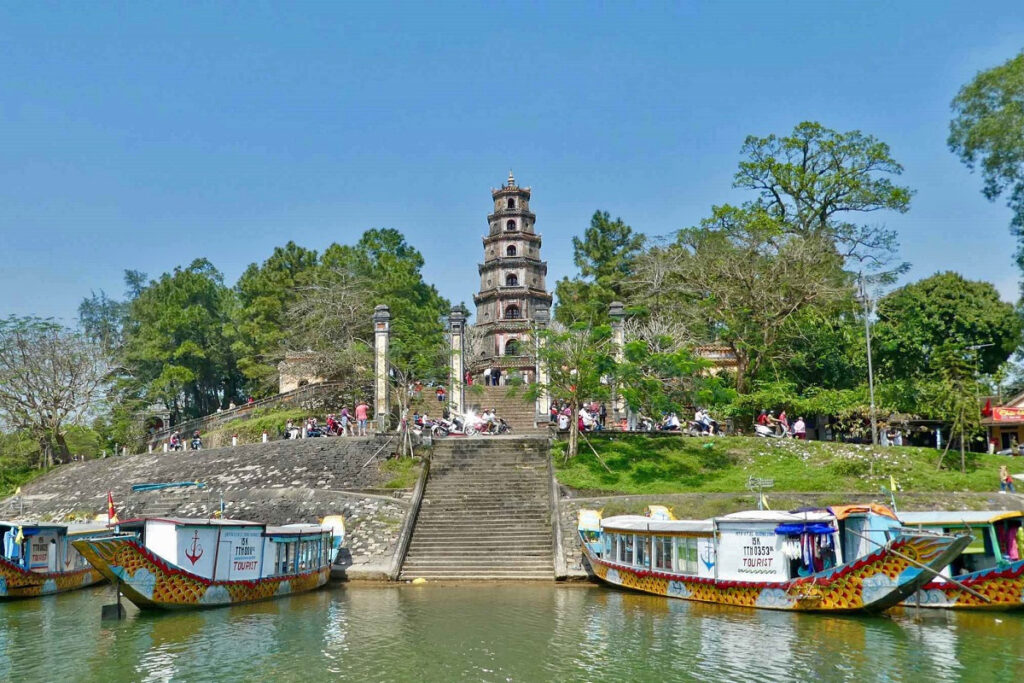 Reise: Faszination Vietnam 2026/2027 - Mit Peter Jurgilewitsch nach Asien Thiên-Mụ-Pagode in Hue