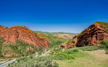 Jeti Ögüz Schlucht in Kirgisistan Jeto Ögüz Schlucht in Kirgisistan