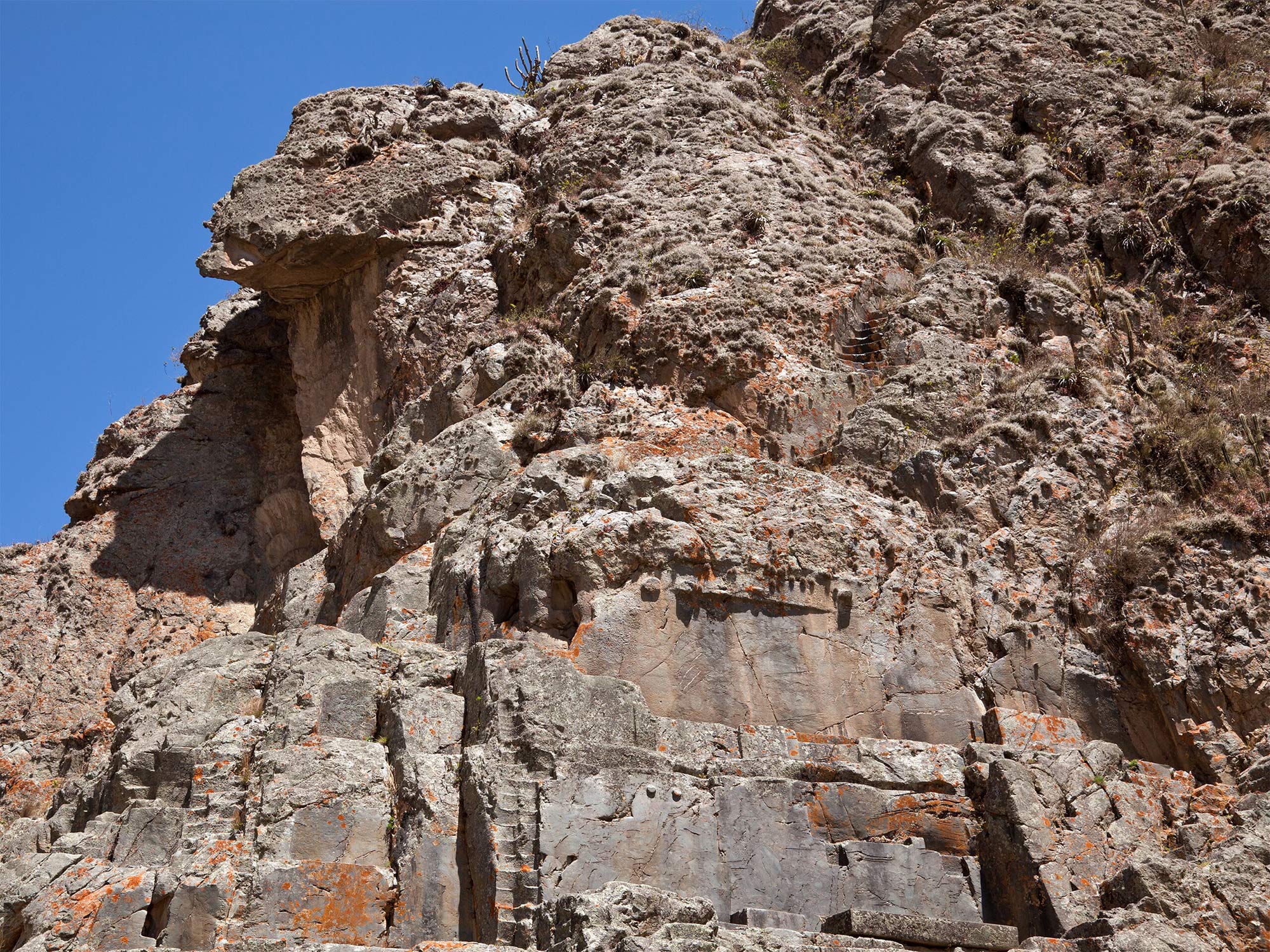 Ollantaytambo - grandiose Festung der Inka in Peru Der-Steinbruch-in-Ollyntaytambo_a