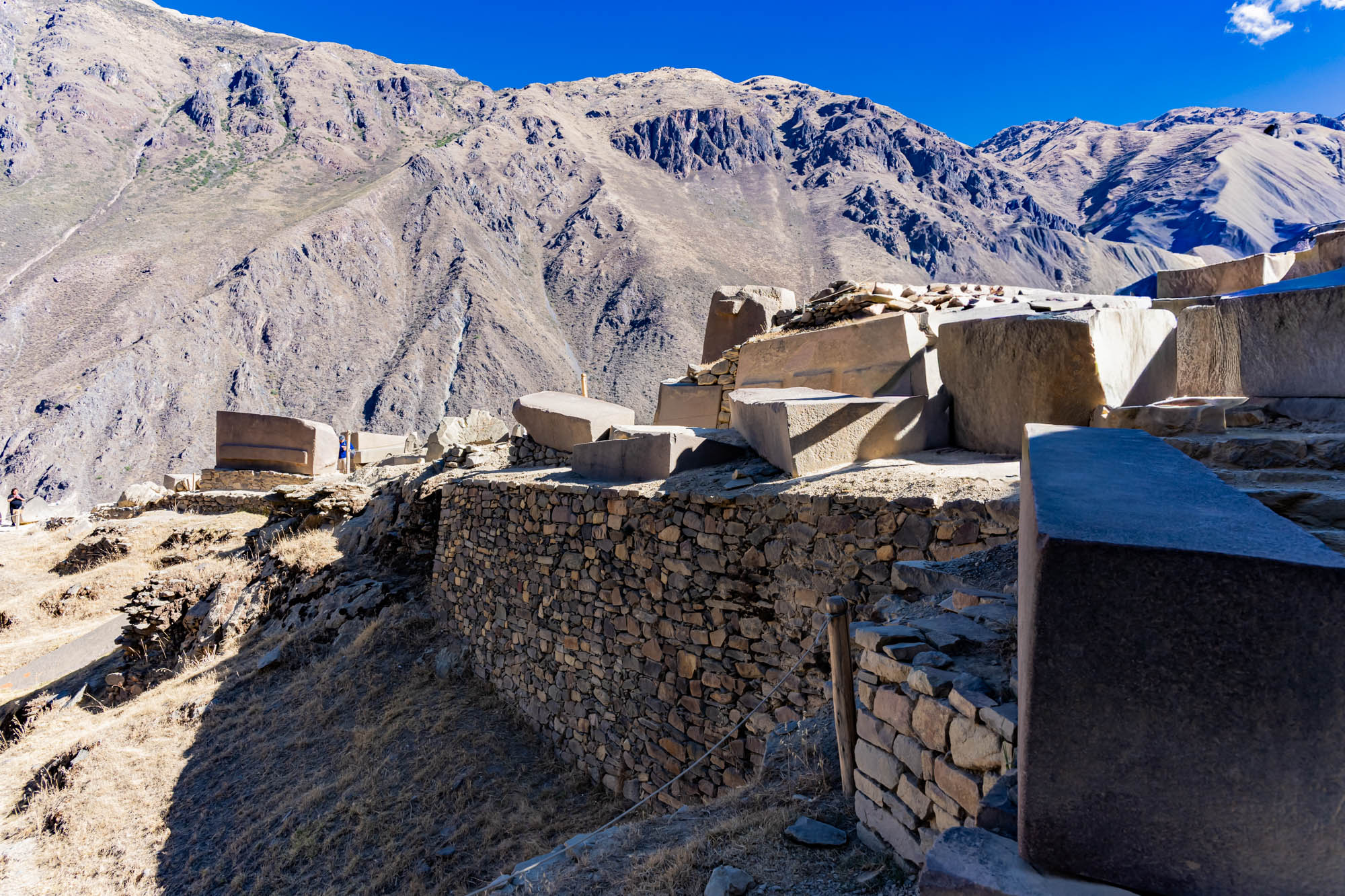 Ollantaytambo - grandiose Festung der Inka in Peru Ruinen des Sonnentempels in Ollantaytambo