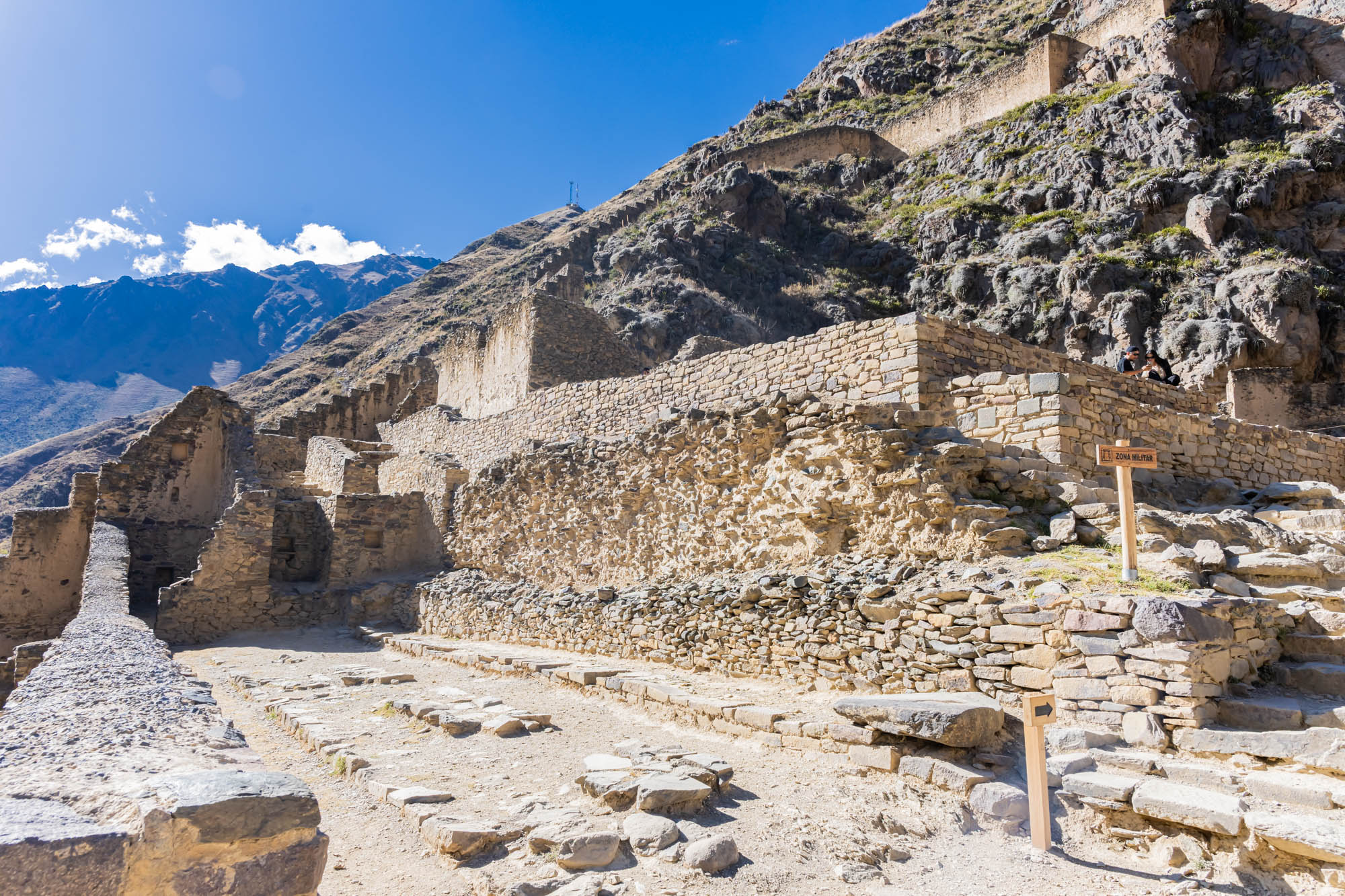 Ollantaytambo - grandiose Festung der Inka in Peru Zona Militar in Ollantaytambo