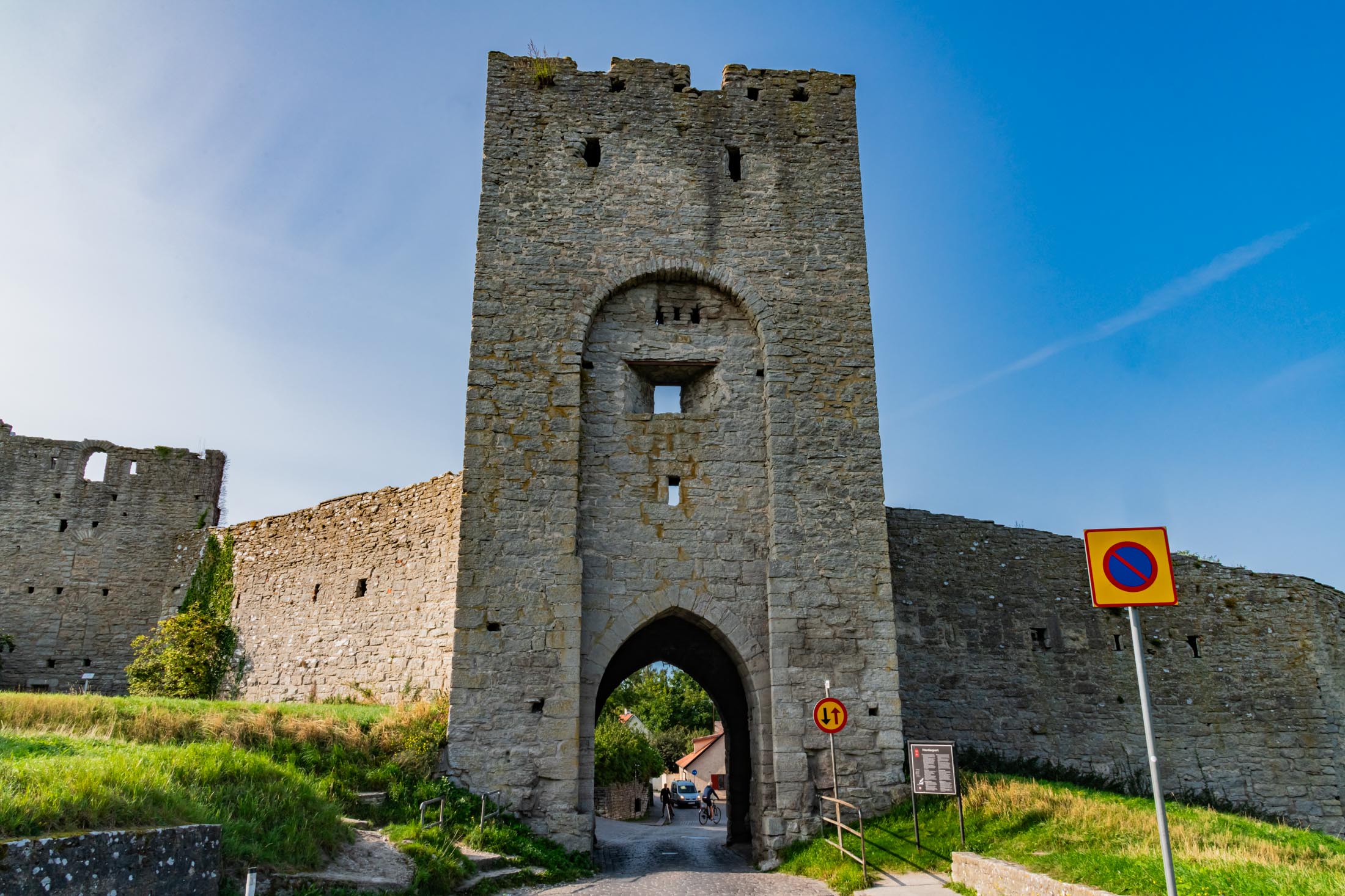 Stadtmauer von Visby auf Gotland Norderport in der Stadtmauer von Visby auf Gotland