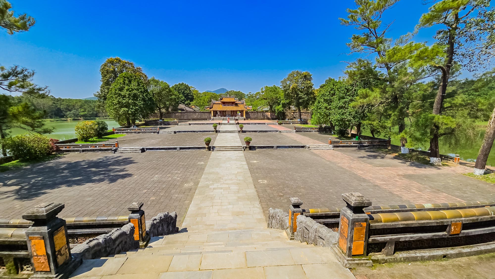 Grab von Kaiser Ming Mang in Hue, Vietnam
