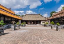 Grab von Kaiser Tự Đức (Tu Duc) in Hue, Vietnam Grab von Tu Duc in Hue