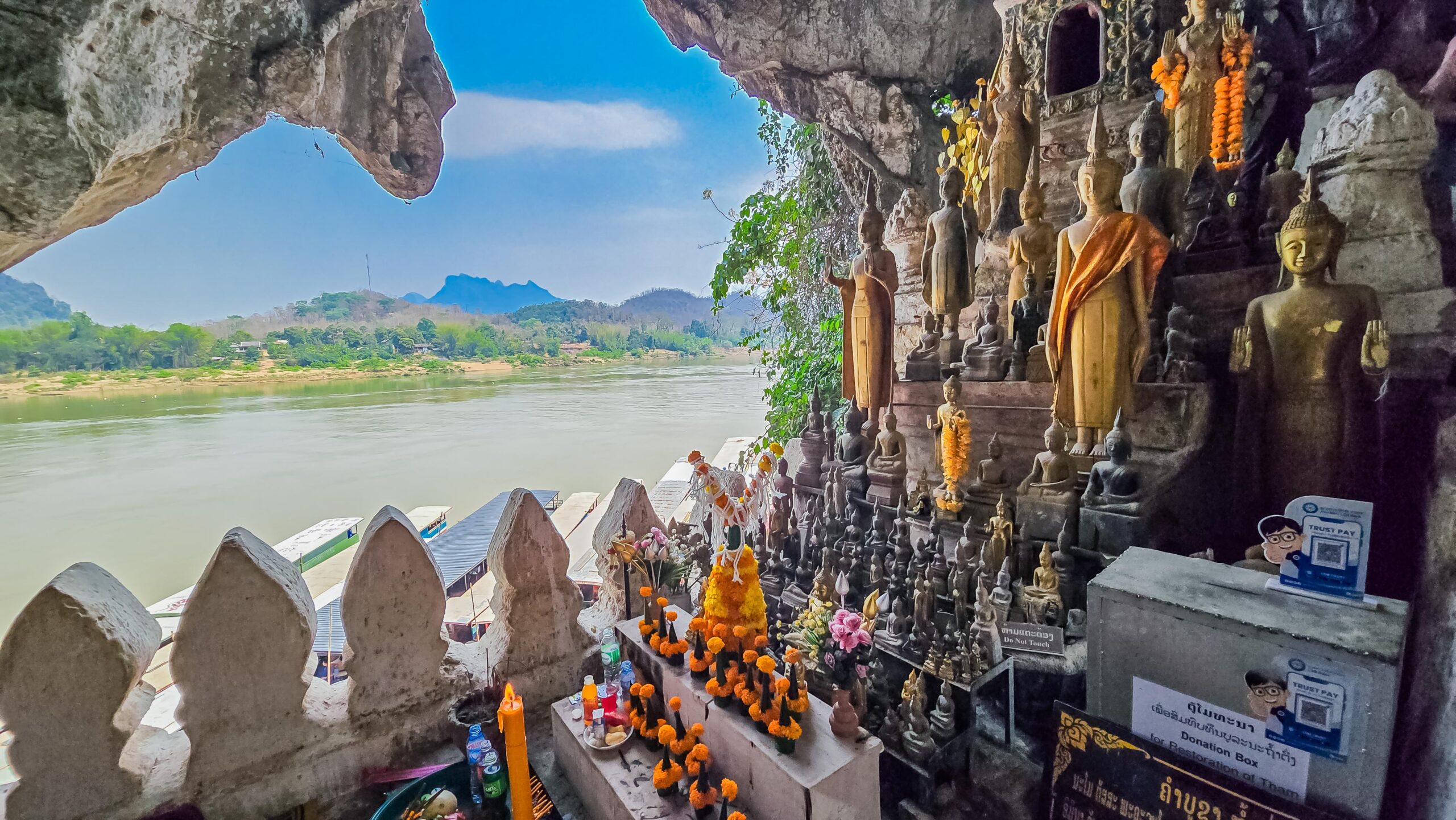 Pak Ou Höhlen in Laos