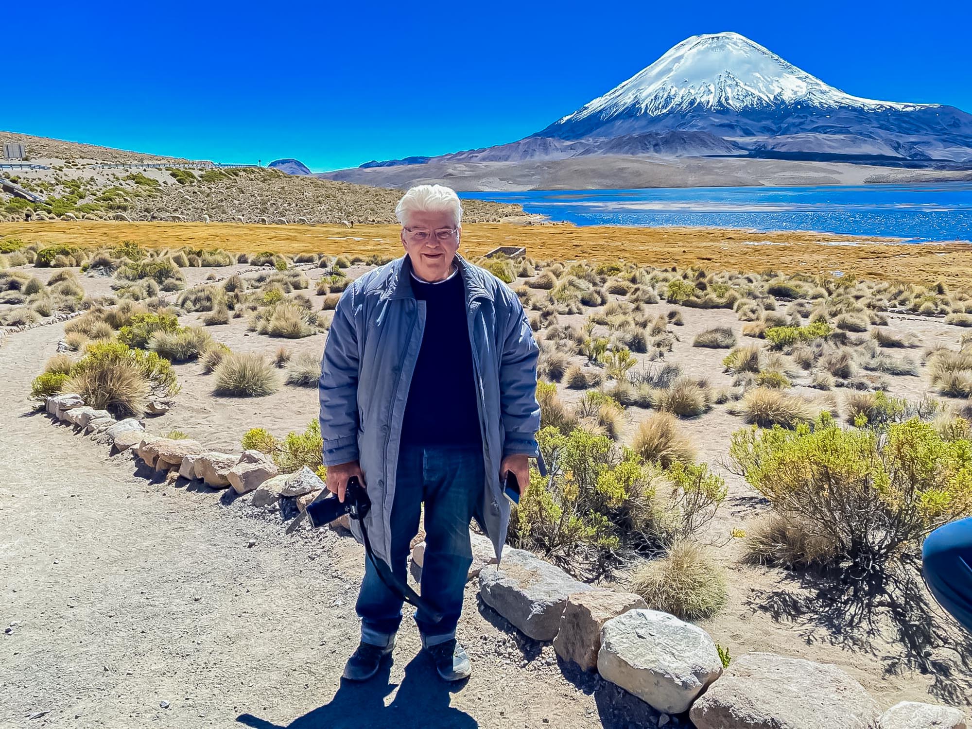 Peter Jurgilewitsch in der wilden Natur der Atacamawüste, Chile